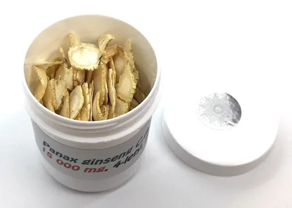 Ženšen, čínský bez příměsí, plátky, sklizeň po 4. roce růstu, 15000 mg