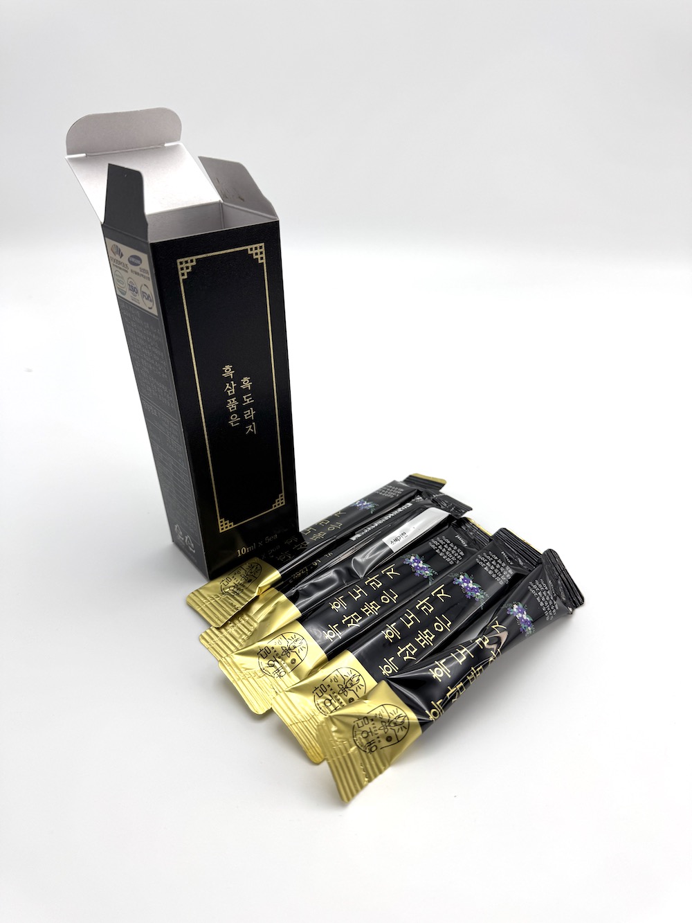 Korejský černý ženšen pravý a černý kořen zvonku - extrakt, sticks, 300 g 