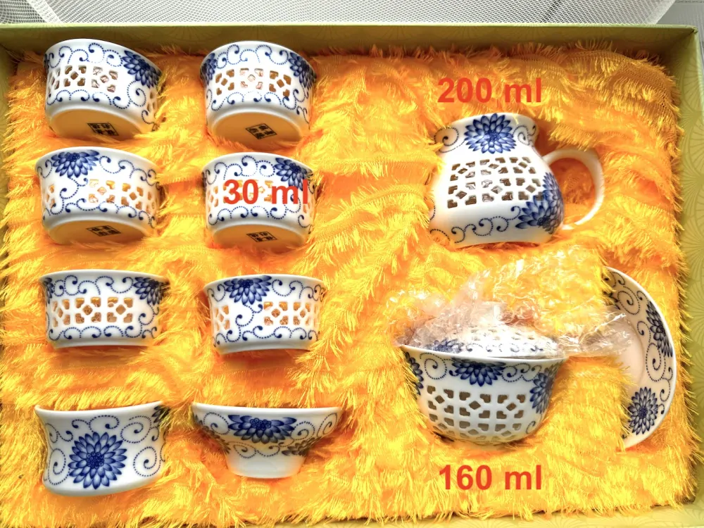 Porcelánová sada (značková) na přípravu čaje, 12 kusů v sadě, lotos